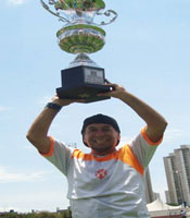 Com acessos na carreira, Bradock aguarda novas propostas na temporada