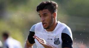 Paulista: Santos treina sob forte chuva e Marcelo Fernandes não define time