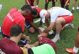 Paulistão: Valdir faz o gol de empate do Mogi contra a Lusa e homenageia companheiro que sofreu fratura
