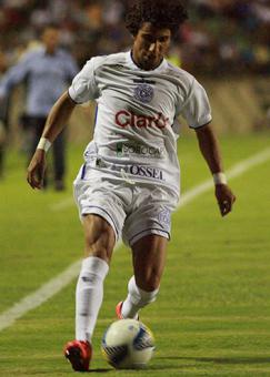   Alex Reinaldo com belo gol de falta decretou a vitória do São Bento. Foto: Jesus Vicente / EC São Bento -  Foto: Jesus Vicente / EC São Bento