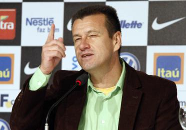 Dunga: cabeça dura e que coleciona bons resultados na Seleção
