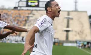 Paulistão: Santos trabalha para renovar contrato com Ricardo Oliveira nos próximos dias