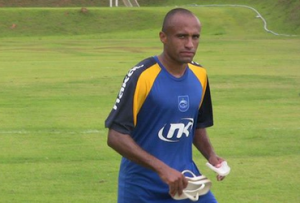 Paulistão: Lateral do Rio Claro, Rodrigo Ninja é flagrado no anti-doping por uso de cocaína
