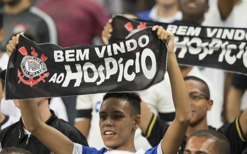 Mais de 27 mil torcedores foram ao Itaquerão, numa demonstração de força da Fiel
