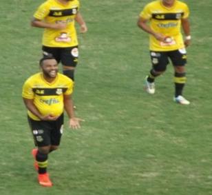 Lúcio Flávio fez o gol do São Bernardo, que não marcava há sete jogos no Paulistão