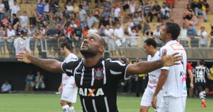 Vagner Love, de visual novo (sem as trancinhas) marcou seu primeiro gol no Corinthians após 10 jogos. Foto: Fágner Alves