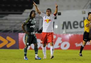 Paulistão: Lucas admite acomodação do Palmeiras após vitória em clássico