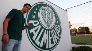 Egídio é oficializado no Palmeiras, mas pode ficar fora do Paulista