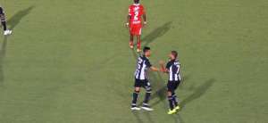 Figueirense-SC 2 x 1 Princesa do Solimões-AM - Figueira leva susto, mas joga bem e se classifica