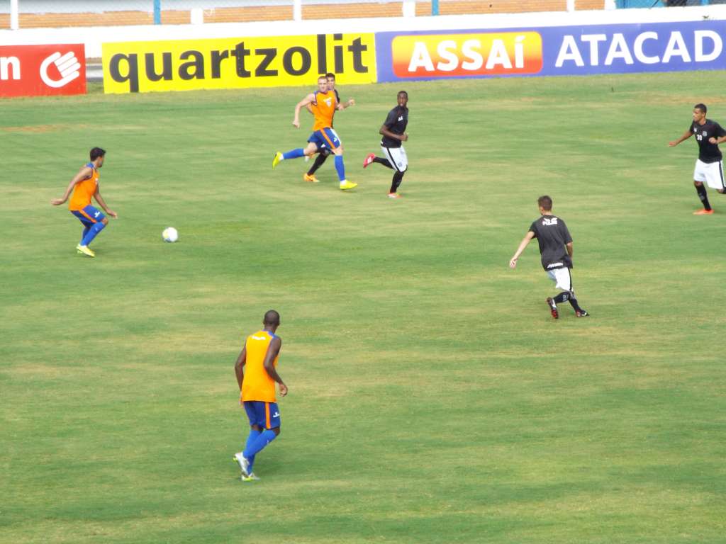 Rio Claro deve repetir time diante do Bragantino
