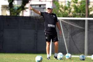 Santos fecha treinamento e Marcelo Fernandes mantém mistério sobre time titular