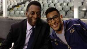 ESPECIAL! Com filhos e neto, Pelé sente orgulho dos seus herdeiros no futebol