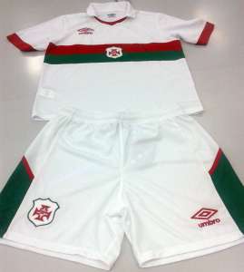 Portuguesa Santista lança camisa em homenagem ao título de 1964