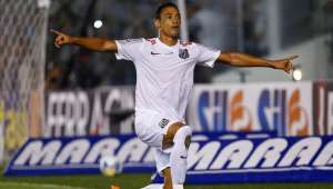 Depois do gol, Ricardo Oliveira assinará novo contrato com o Santos