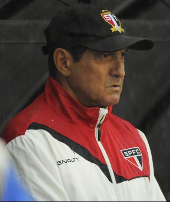 Muricy Ramalho: olhar triste, chateado e saúde abalada pela crise gerada pela direção do São Paulo