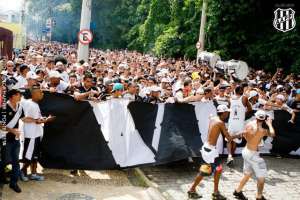 Ponte inicia venda ingressos contra Timão e prepara caravana com até 40 ônibus