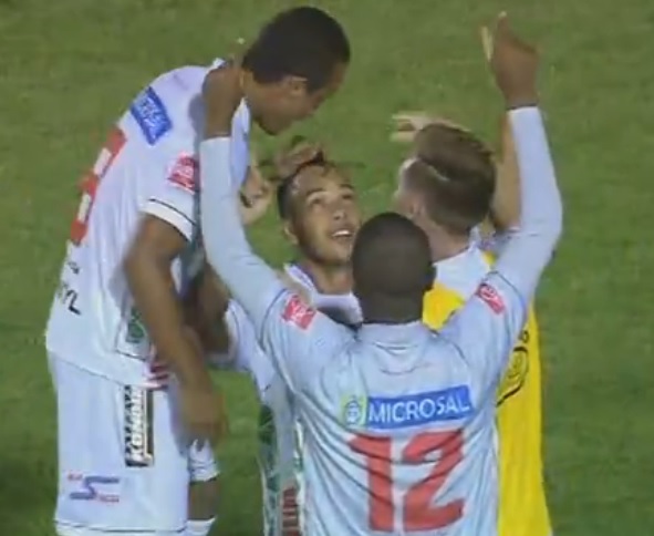 Capivariano fez um primeiro tempo impecável e garantiu a permanência na elite 