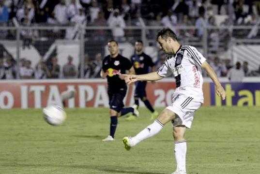 Renato Cajá também saiu, mas voltou a Ponte Preta e é o único remanescente