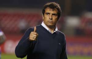 Interino Milton Cruz defende sua permanência no São Paulo