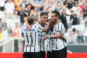 Renovação de Guerrero tem 'atenção especial'; Emerson vai esperar