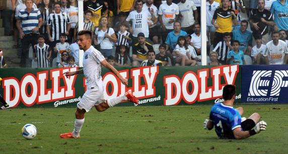 Lucas Lima foi o melhor em campo. Sofreu um pênalti e marcou um golaço contra o XV