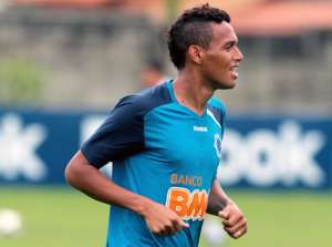 Ponte Preta disputa com América-MG e Avaí a contratação de Gilson, do Cruzeiro