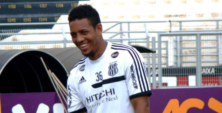 Wellington pode ser um dos dispensados na Ponte Preta - Guilherme Dorigatti/Ponte Press