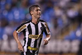 Botafogo negocia chegada de Fellype Gabriel, ex-meia de Flamengo e Cruzeiro