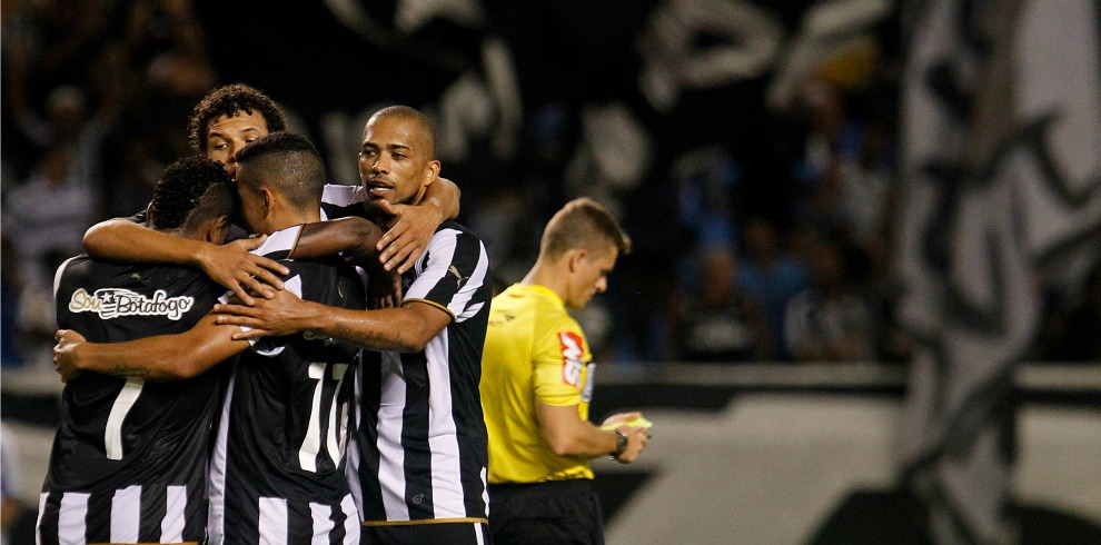 Botafogo 4 x 2 Botafogo-PB - Fogão sofre, mas tira xará da Copa do Brasil 2 0002050072767 img