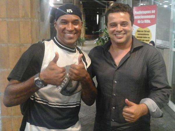 Presidente Anderson Nóbrega na apresentação de Viola no Taboão da Serra