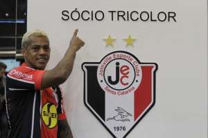 Catarinense: Joinville apresenta meia Marcelinho Paraíba