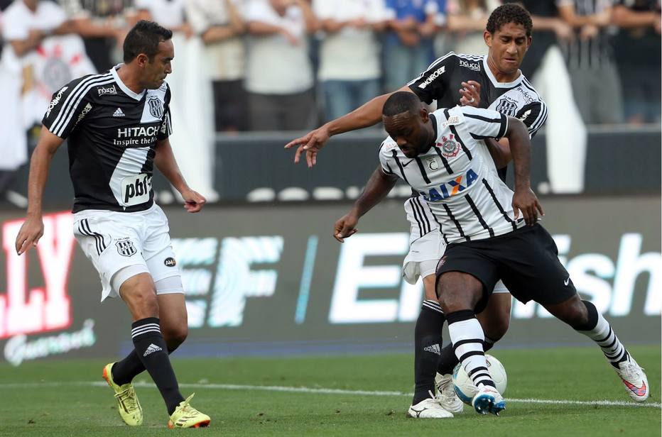 Vagner Love é atração do Timão para o clássico