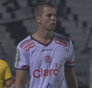 Série B: Léo Coelho, zagueiro do Penapolense no Paulistão, entra na mira do Paraná