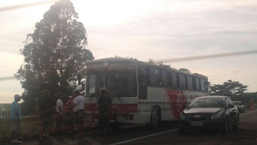 Ônibus do América não aguentou a primeira viagem na Segundona e quebrou. Mas o time foi valente e empatou, por 1 a 1, em Tanabi