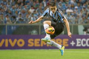 Inter sonha com contratação de Alex Telles, revelado pelo Grêmio