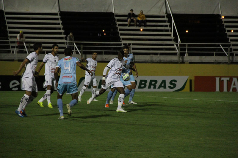 Bragantino x Criciúma - Começou a reconstrução do Braga... 2 0002050074300 img