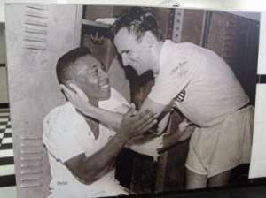 Pepe, maior artilheiro do Santos, lembra da 