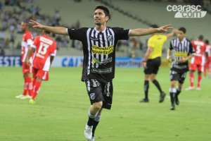 Santos pode contratar meia Ricardinho, herói do Ceará na final da Copa do Nordeste