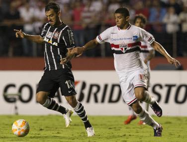São Paulo foi guerreiro e marcou bem o Corinthians, cada vez mais vigiado pelos concorrentes