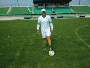 Emerson Matheus começa a analisar propostas para o restante da temporada