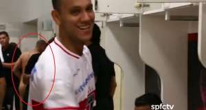 São Paulo vacila e mostra peladão em bastidores de vitória em clássico