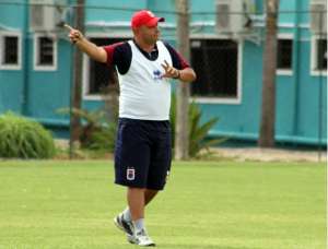Série B: Paraná demite Luciano Gusso após queda na Copa do Brasil e mira Nedo Xavier