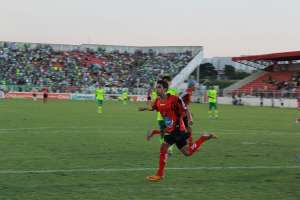 Santos estuda contratação de Clayson