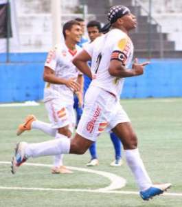 SEGUNDONA:​ As estrelas, Viola e Fabrício Carvalho, do Taboão da Serra brilham e conseguem a primeira vitória