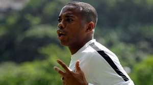 Santos faz mistério, mas deve contar com Robinho na decisão do Paulistão