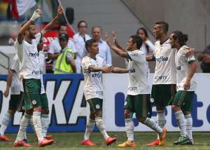 Valdivia, do Palmeiras, recebe proposta da China e pode abrir portas para saída de Montillo