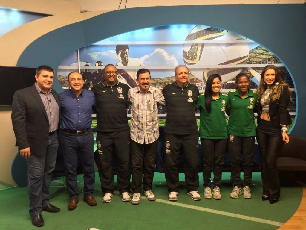 Guina Paiva, Artur Eugênio, Vaguinho Santos (auxiliar da Seleção), Zenon, Vadão, Maurine, Formiga e Ana Cecília