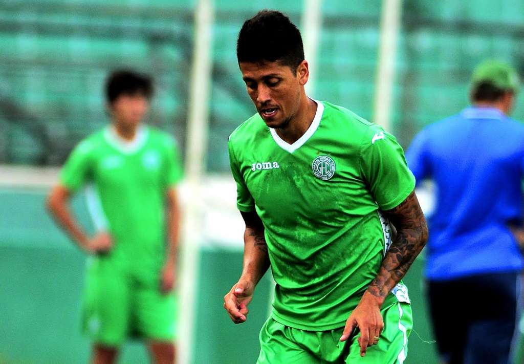 Thiago Carpini continuará no Guarani para a Série C