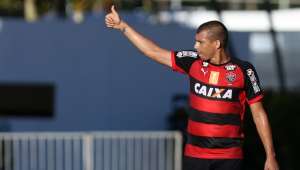 Série B: Criciúma acerta com Neto Baiano, ex-atacante de Palmeiras, Ponte, Sport e Vitória