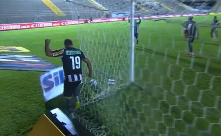 O gol de Daniel Carvalho nos minutos finais garantiu a vitória do Botafogo em Capivari